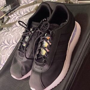 Adidas athletic shoes NWOT